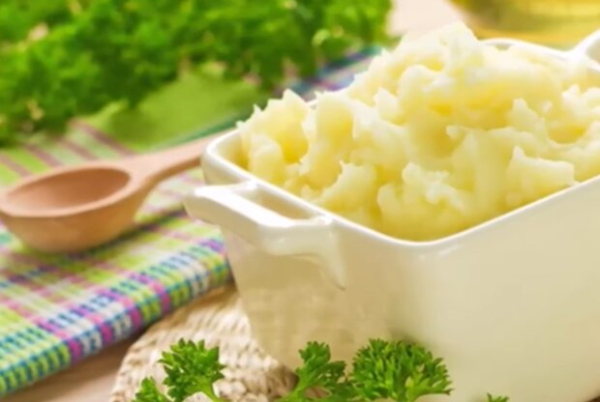 Пюре не может быть еще лучше? С этим соусом может: рецепт, которые станет частым гостем на вашем столе Пюре не может быть еще лучше? С этим соусом может: рецепт, которые станет частым гостем на вашем столе