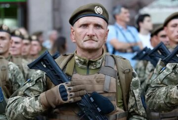 Пенсионеров вызывают на службу: у кого есть шансы избежать призыва Пенсионеров вызывают на службу: у кого есть шансы избежать призыва