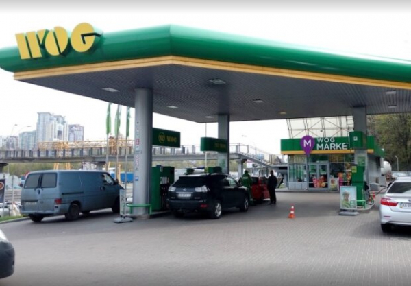 Украинским водителям сделали уникальное предложение на АЗС: теперь в очереди стоять не нужно Украинским водителям сделали уникальное предложение на АЗС: теперь в очереди стоять не нужно