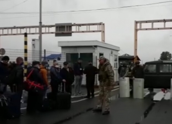 Главные новости за 1 июня: украинцы получат привилегии от Польши и деньги от Приватбанка, а сын президента вышел замуж Главные новости за 1 июня: украинцы получат привилегии от Польши и деньги от Приватбанка, а сын президента вышел замуж