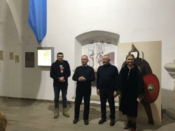 "Азов" і "Національний Корпус" представили "Пам’ять Нації" "Азов" і "Національний Корпус" представили "Пам’ять Нації"