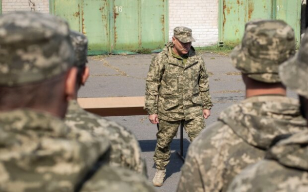 Военнослужащий просит обратить внимание на проблемы в ВСУ после интервью Залужного: "Пока вы мечтаете о самолетах..." Военнослужащий просит обратить внимание на проблемы в ВСУ после интервью Залужного: "Пока вы мечтаете о самолетах..."
