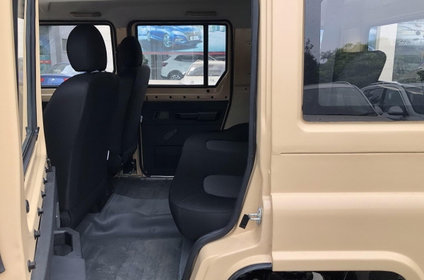 В Китае показали смесь УАЗа и Toyota Land Cruiser
В Китае показали смесь УАЗа и Toyota Land Cruiser