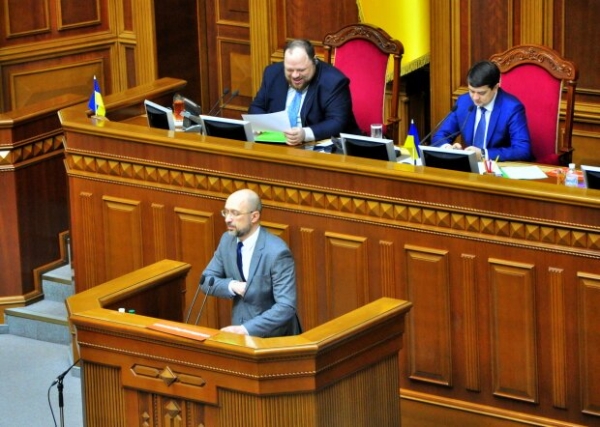 Пока голодные украинцы сидели на карантине Кабмин Шмыгаля "зарабатывал" - кто и сколько получил на руки Пока голодные украинцы сидели на карантине Кабмин Шмыгаля "зарабатывал" - кто и сколько получил на руки