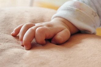 "Дельта" добрался до малышей: опасный штамм зафиксировали у младенца из Волыни
