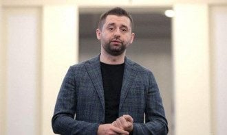 Мы решили оставаться в Украине до последней минуты – Арахамия
Мы решили оставаться в Украине до последней минуты – Арахамия