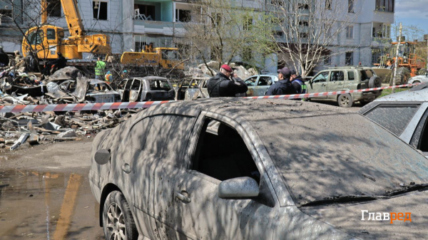 "Никого нет в живых": мужчина со слезами перечислил соседей, которых убила российская ракета в Умани
