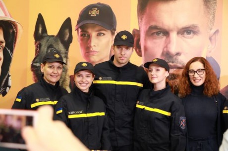 В Киеве презентовали первый украинский сериал про спасателей В Киеве презентовали первый украинский сериал про спасателей