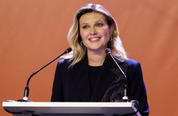 Елена Зеленская отчиталась о том, что сделала за 2021 год для маленьких украинцев: "Меняем культуру" Елена Зеленская отчиталась о том, что сделала за 2021 год для маленьких украинцев: "Меняем культуру"