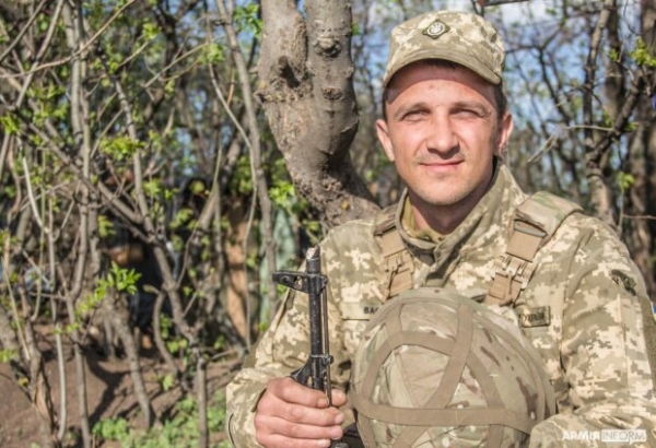 Воин ВСУ остался без семьи, но собратья поддержали его в День рождения: "В трудную минуту..." Воин ВСУ остался без семьи, но собратья поддержали его в День рождения: "В трудную минуту..."
