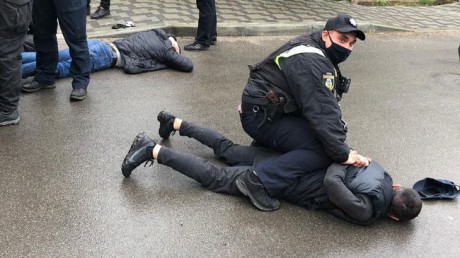 Трое участников стрельбы в Киевской области ранены, - Геращенко Трое участников стрельбы в Киевской области ранены, - Геращенко
