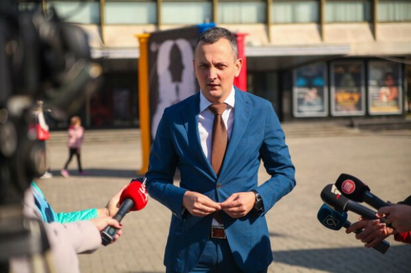 Юрий Голик и тендеры 1,3 млрд грн на криворожскую больницу: журналисты нашли много интересного Юрий Голик и тендеры 1,3 млрд грн на криворожскую больницу: журналисты нашли много интересного