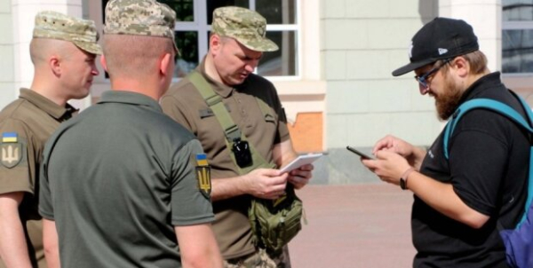 Главные новости за 17 апреля: ТЦК дал украинцам мало времени, угроза веерных отключений и новые тарифы на свет Главные новости за 17 апреля: ТЦК дал украинцам мало времени, угроза веерных отключений и новые тарифы на свет