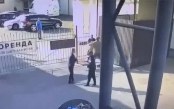 Главные новости за 5 октября: ракетный удар оккупантов и море погибших, украинцев ждет кошмар зимой и нападение нардепов на молодого парня