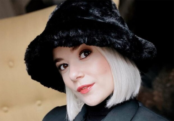 Главные новости за 11 мая: Никитина из "Женского квартала" стала посудомойкой, пока украинцам бесплатно раздадут хлеб Главные новости за 11 мая: Никитина из "Женского квартала" стала посудомойкой, пока украинцам бесплатно раздадут хлеб