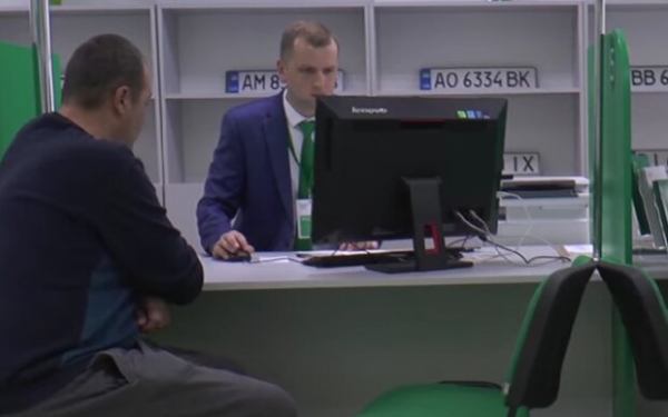 Придется бежать в суд: украинских водителей незаконно штрафуют на 3400 грн за новое нарушение Придется бежать в суд: украинских водителей незаконно штрафуют на 3400 грн за новое нарушение