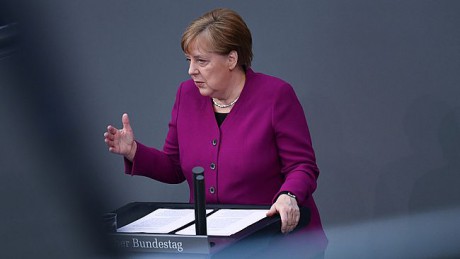 Меркель отклонила приглашение Трампа на саммит Большой семерки Меркель отклонила приглашение Трампа на саммит Большой семерки