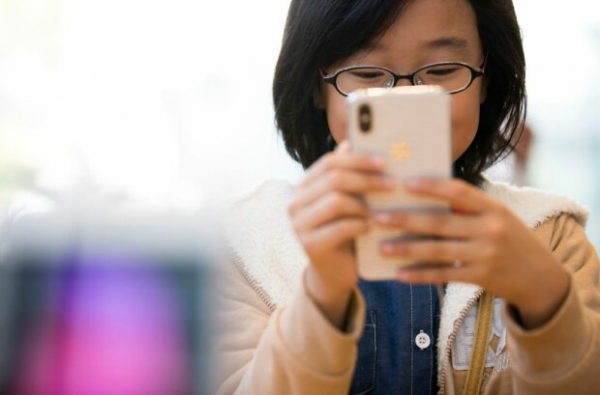 Хакеры устранили серьезную уязвимость в iPhone, Apple осталась в стороне