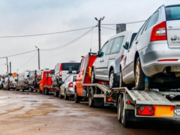 Кому могут разрешить беспошлинный ввоз автомобилей