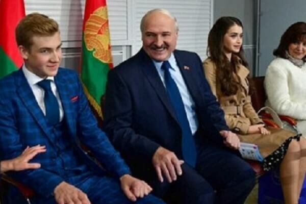 Семья белорусского лидера Лукашенко: родная жена, сыновья и молодая любовница