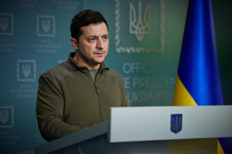 Зеленский наградил 113 солдат и офицеров, 11 – посмертно Зеленский наградил 113 солдат и офицеров, 11 – посмертно