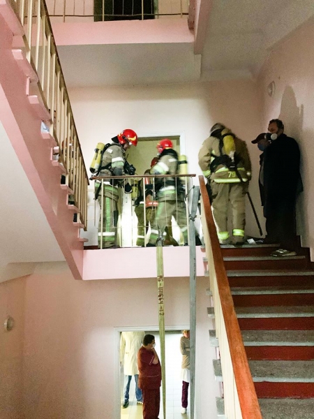 В Киеве подожгли Александровскую больницу с больными Covid-19
В Киеве подожгли Александровскую больницу с больными Covid-19