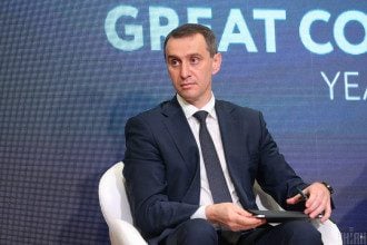 Риск заболеть одновременно COVID-19 и гриппом: Ляшко обратился к украинцам и назвал рекомендации
