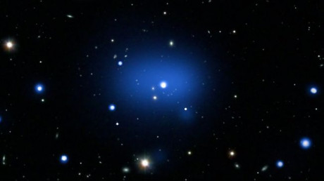 NASA опубликовало снимок скопления галактик в созвездии Кит NASA опубликовало снимок скопления галактик в созвездии Кит