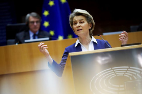 Мы готовы действовать, если Россия двинется против Украины &ndash; президент Еврокомиссии