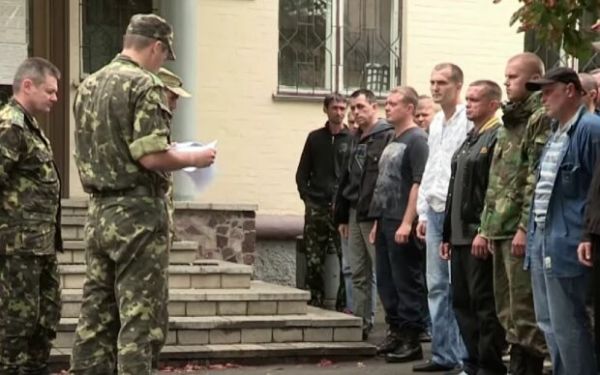 Бурные 90-е возвращаются: капитан ВСУ рассказал, как работники ТЦК нарушают законы Бурные 90-е возвращаются: капитан ВСУ рассказал, как работники ТЦК нарушают законы