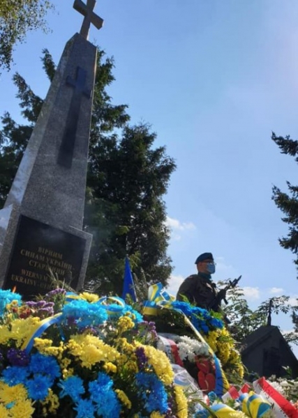 В Польше открыли обновленное кладбище воинов УНР В Польше открыли обновленное кладбище воинов УНР
