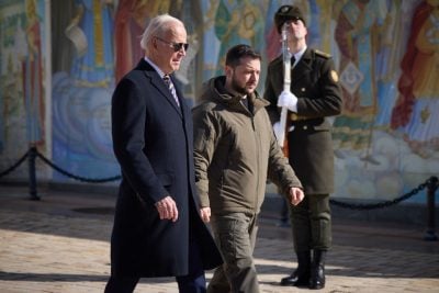 Пекин может шантажировать США: аналитик спрогнозировал, как это отразится на Украине
