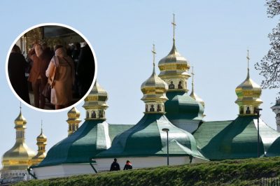 Смирнов рассказал, зачем верующие УПЦ МП блокируют входы в Киево-Печерскую лавру
