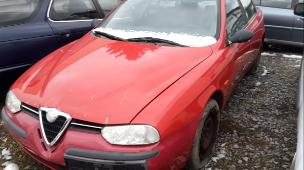 Даже 1 евро не просят: какие авто в Германии отдают бесплатно
Даже 1 евро не просят: какие авто в Германии отдают бесплатно