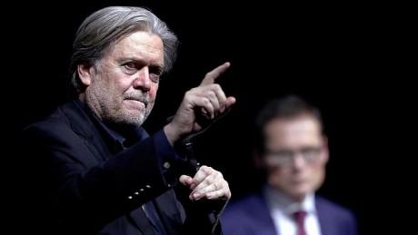 Экс-советнику Трампа предъявлено обвинение в мошенничестве
