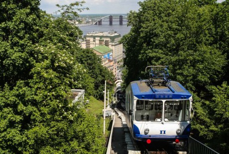 В Киеве появится туристический маршрут для людей с нарушениями зрения В Киеве появится туристический маршрут для людей с нарушениями зрения