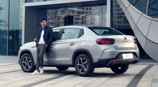 Citroen показал идеальное авто для украинских дорог
Citroen показал идеальное авто для украинских дорог