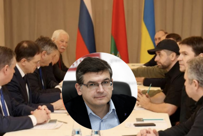 РФ может использовать отступление из Херсона как способ склонить Украину к переговорам - эксперт
РФ может использовать отступление из Херсона как способ склонить Украину к переговорам - эксперт