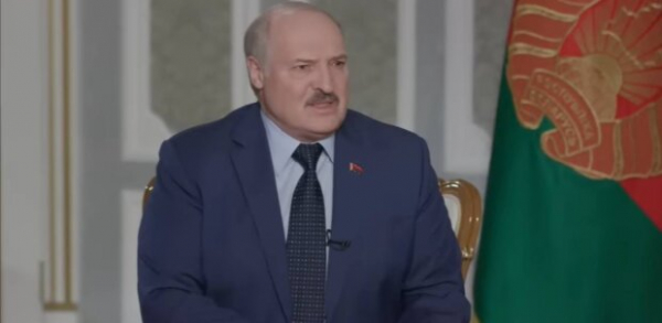 Александр Лукашенко пытается избежать прямого участия в войне, однако путин не дает покоя: "Риск западных санкций" Александр Лукашенко пытается избежать прямого участия в войне, однако путин не дает покоя: "Риск западных санкций"