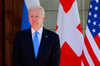 Ультиматум Байдена: эксперт объяснил опасность сделки США и РФ по Украине
Ультиматум Байдена: эксперт объяснил опасность сделки США и РФ по Украине