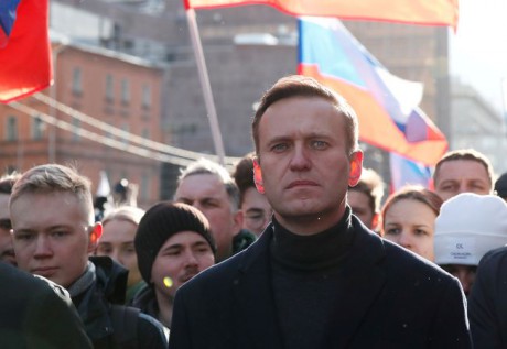 Навального и болгарского производителя оружия Гебрева отравили веществами одного класса, - расследование Навального и болгарского производителя оружия Гебрева отравили веществами одного класса, - расследование