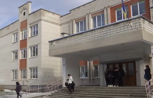 Родителям школьников объяснили, как их может спасти диктофон Родителям школьников объяснили, как их может спасти диктофон