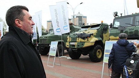 Украине нужна "дорожная карта" привлечения иностранных инвестиций в ОПК, - Данилов Украине нужна "дорожная карта" привлечения иностранных инвестиций в ОПК, - Данилов