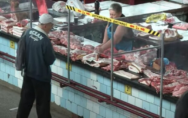 Любимый продукт украинцев подорожал почти на треть: сколько придется выложить за килограмм сала