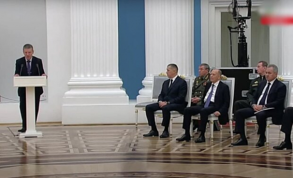 Владимир Путин признал "Л/ДНР" независимыми в обращении к россиянам Владимир Путин признал "Л/ДНР" независимыми в обращении к россиянам