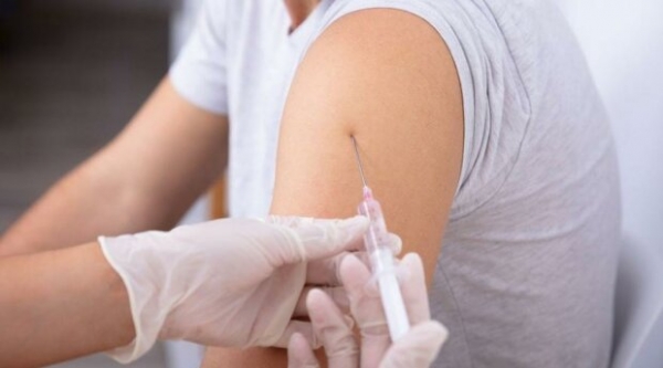 "Слуги" хотят ввести принудительную вакцинацию, уже зарегистрирован документ "Слуги" хотят ввести принудительную вакцинацию, уже зарегистрирован документ
