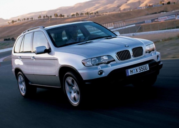 Новое авто за пару часов: автор BMW X5 рассказал о кроссовере
Новое авто за пару часов: автор BMW X5 рассказал о кроссовере