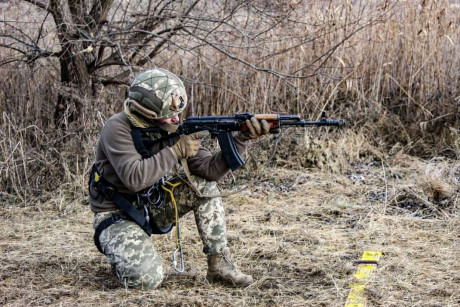Оккупанты семь раз открывали огонь в зоне ООС, ранен украинский боец
