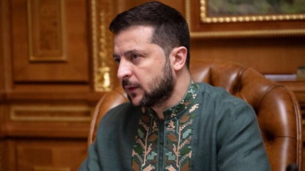 УПЛ возвращается: Владимир Зеленский поговорил с Андреем Павелко о начале чемпионата в конце лета УПЛ возвращается: Владимир Зеленский поговорил с Андреем Павелко о начале чемпионата в конце лета
