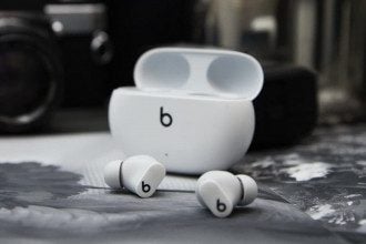 Apple представила наушники Beats Studio Buds с шумоподавлением &ndash; они дешевле AirPods Pro
